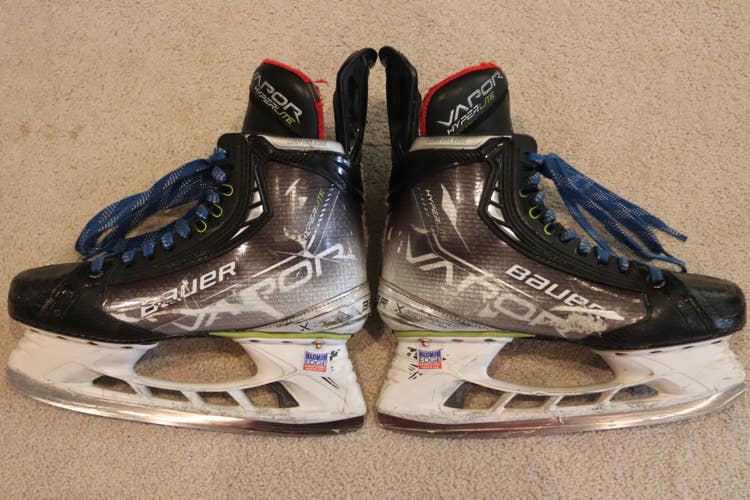 Bauer Vapor Hyperlite Hockey Skates - Size 7 Fit 2 with 2 Sets of Extra Steel