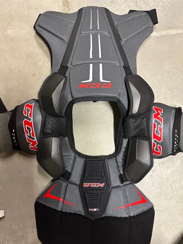 Used Large CCM WS1 Shoulder Pads