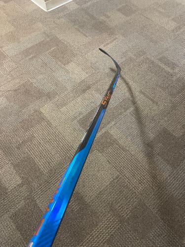 Senior Right Handed P29 Pro Stock Nexus Sync Hockey Stick