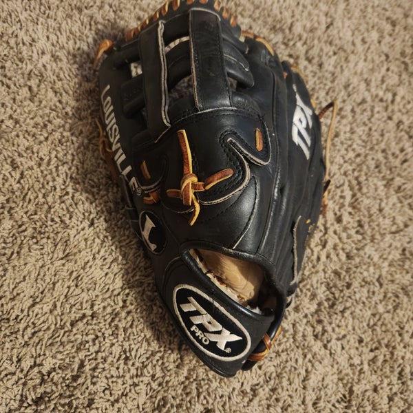 Louisville Slugger Lefty Baseball Glove - sporting goods - by
