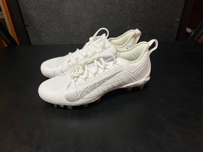 White Nike Alpha Huarache 7 Pro Lacrosse Cleat Size 11.5 (NEVER WORN)