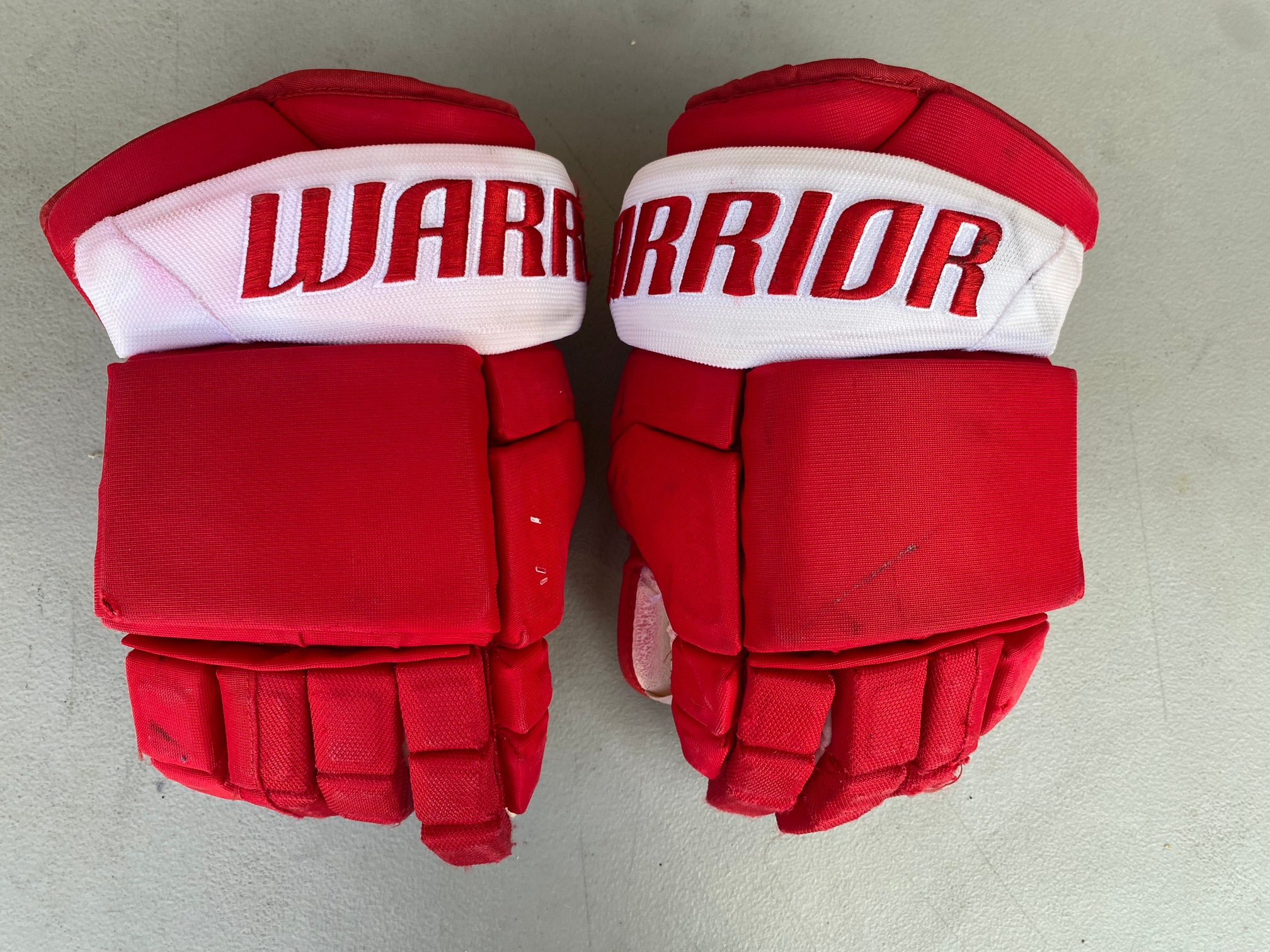 Warrior Alpha DX Pro Stock Hockey Gloves 14" Red 4357