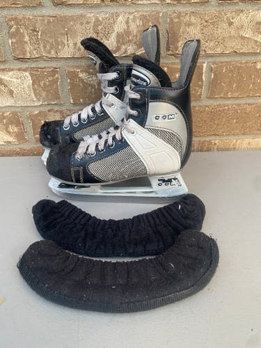 A04 Youth Used CCM Powerline Hockey Skates D&R (Regular) Retail 12.0