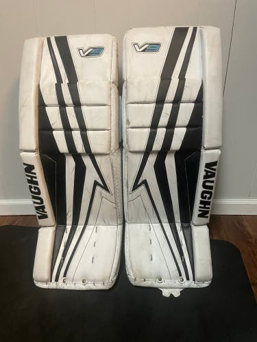 28" Vaughn Velocity V9 Goalie Leg Pads