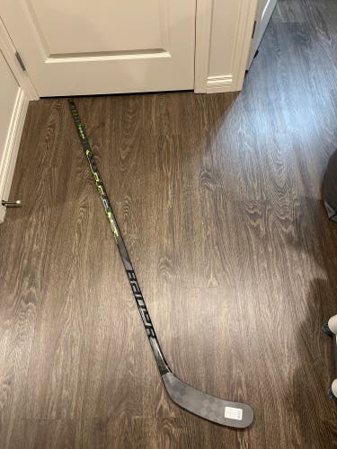 NEW Bauer Ag5nt Hockey Stick LH P92M 87 Flex SR
