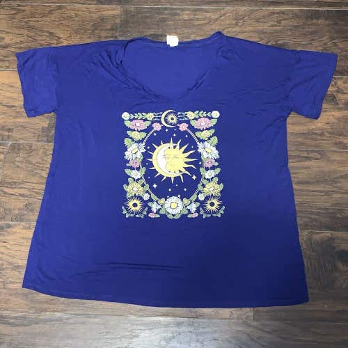 Sew in Love Sun & Moon Floral Blue Graphic Women's Shirt Size Medium