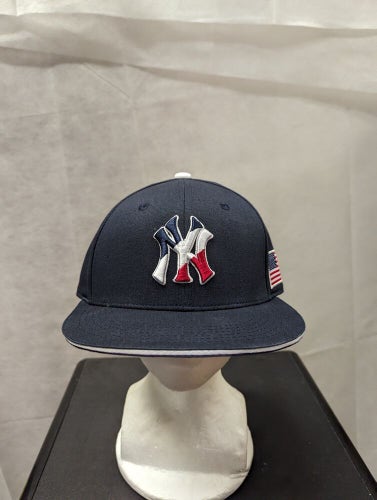 New York Yankees SGA 2023 USA Snapback Hat MLB Melonwear