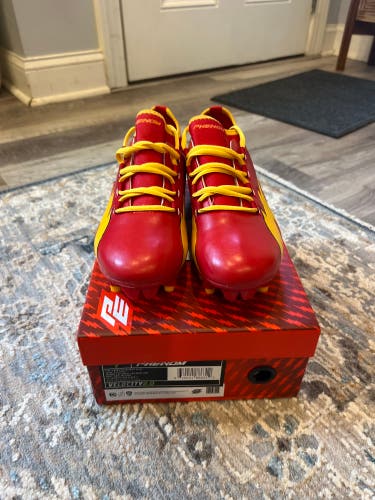 Unisex Size 7.0 (Women's 8.0) Low Top