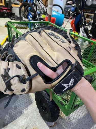 Used All Star Left Hand Throw CM1200BT Catcher's Glove 12.5"