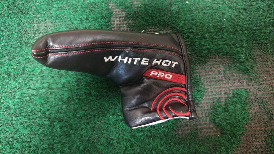 Odyssey White Pro Blade Putter Headcover