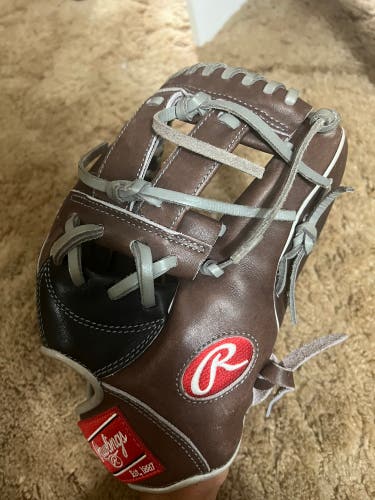 Infield 11.75" Heart of the Hide Baseball Glove