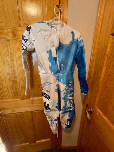 New 2023 World Championships Men’s Large US Ski Team Spyder Padded Suit FIS Legal