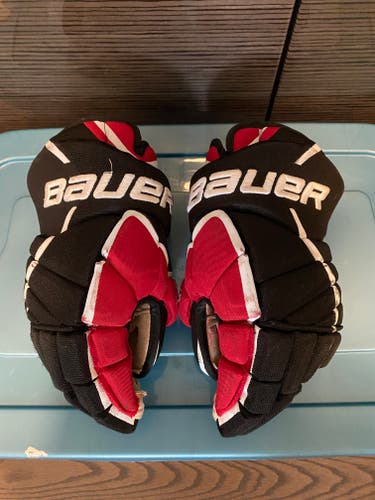 Used Bauer Vapor X60 Gloves 14" Pro Stock - Ottawa Senators - 14" - Karlsson