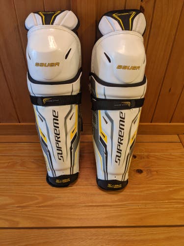 New Bauer Supreme S190 Shin Pads