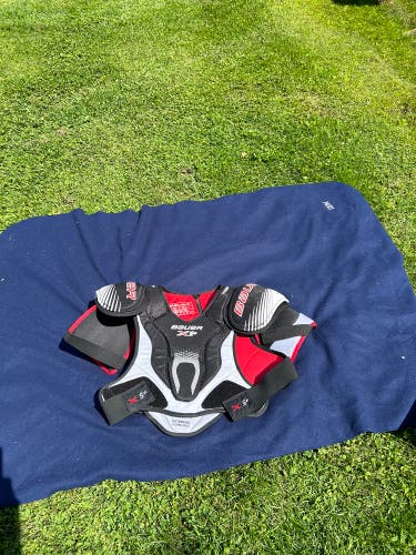 Used Extra Large Bauer  Vapor X 5.0 Shoulder Pads