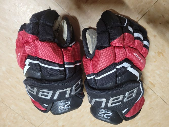 Used Bauer Supreme 2S Pro Gloves 10"