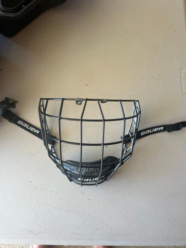 Medium Bauer Profile II Oreo Cage