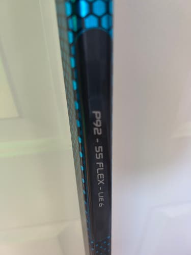 Intermediate New Left Hand Bauer Nexus Geo Hockey Stick P92