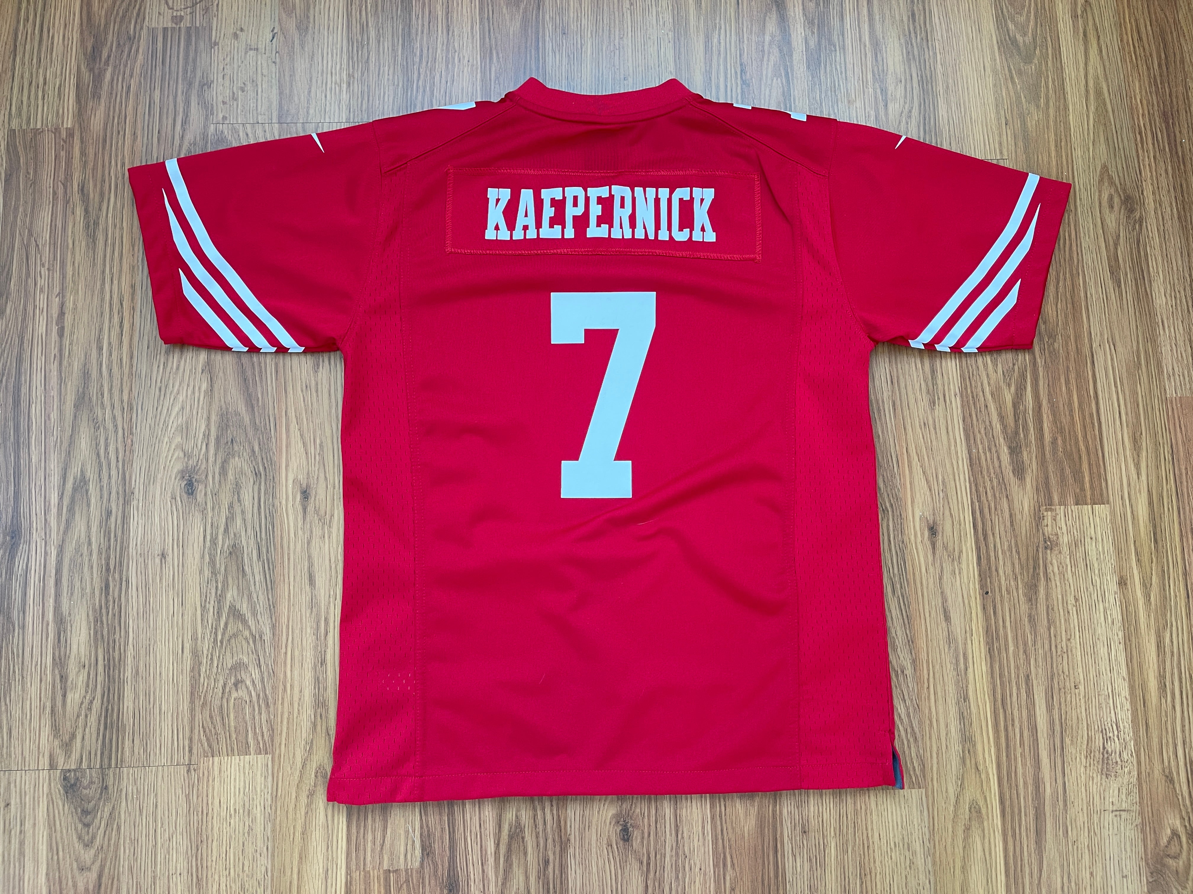 San Francisco 49ers Official NFL Apparel Kids Youth Size Colin Kaepernick  Jersey