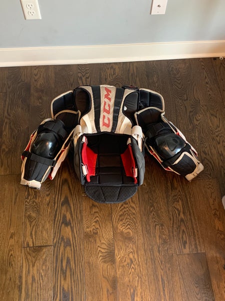 Used INT Medium CCM Eflex 5.9 Goalie Chest Protector