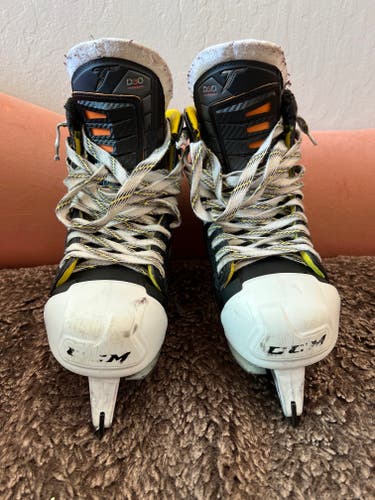 CCM Tacks Goal skate 10.5 with overdrive