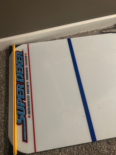 Super Deker advanced hockey training system