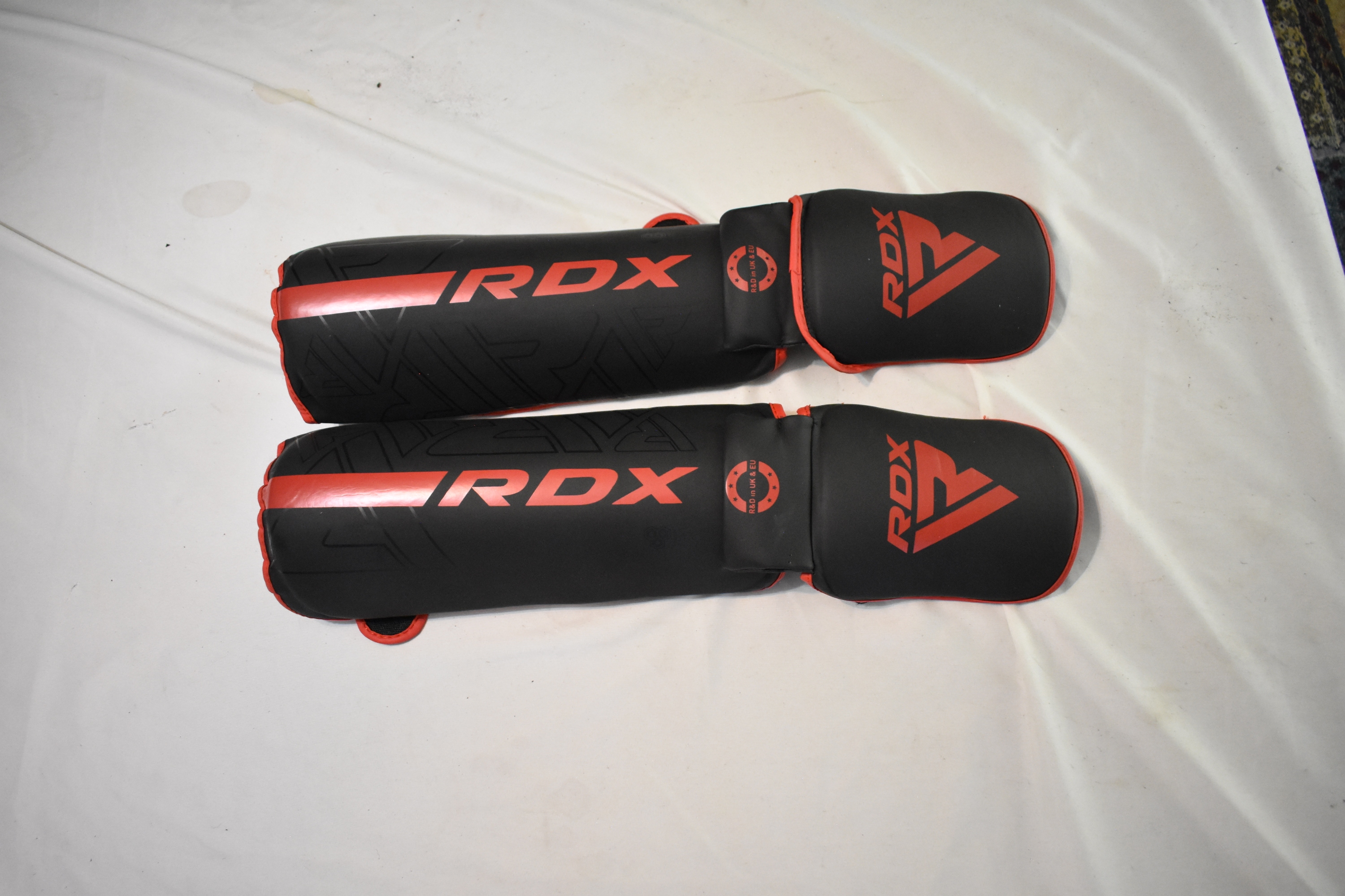 RDX Kara Muay Thai/MMA Shin Protection, Black/Red, Medium - Great Condition!