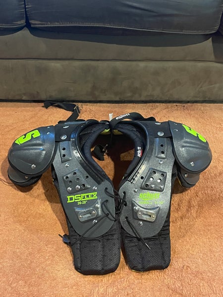 New Youth XS Schutt DS Flex Shoulder Pads