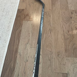 Intermediate Right Handed TC2  A6.0 SBP Hockey Stick