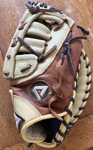 First Base 11.5" AHC94 Baseball Glove