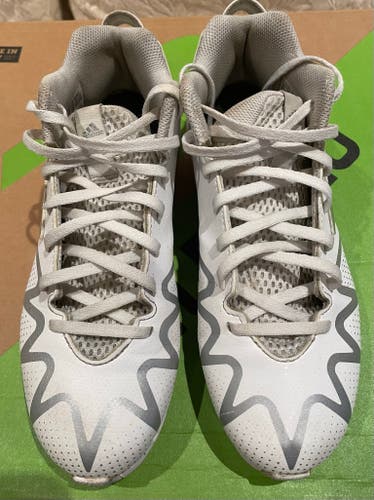 Adidas Freak Spark Mid Grade School Kids Football Cleats size 5.5 [used]