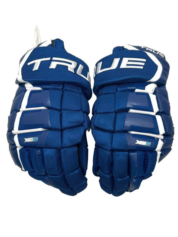 True Catalyst 7x3 Goalie Hockey Glove - Senior - White