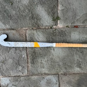 Grays Dynabow GR 9000 Field Hockey Stick 35" Silver and Orange Used