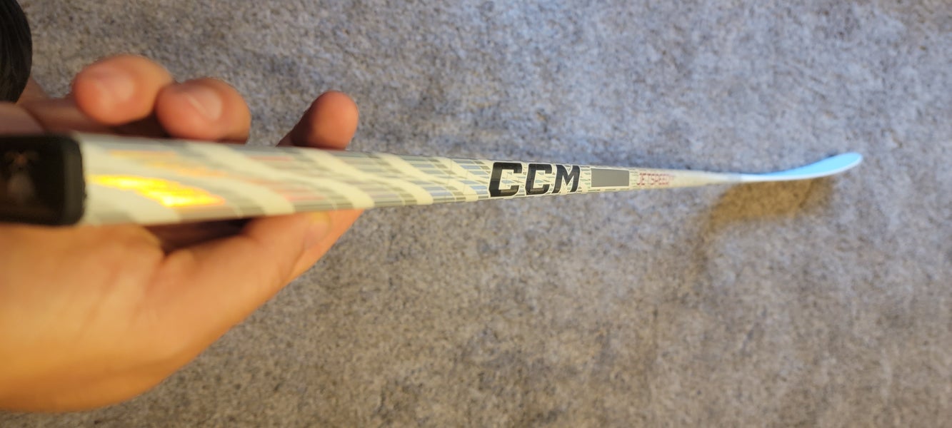 Used Junior CCM Right Handed JetSpeed FT5 Pro Hockey Stick P28