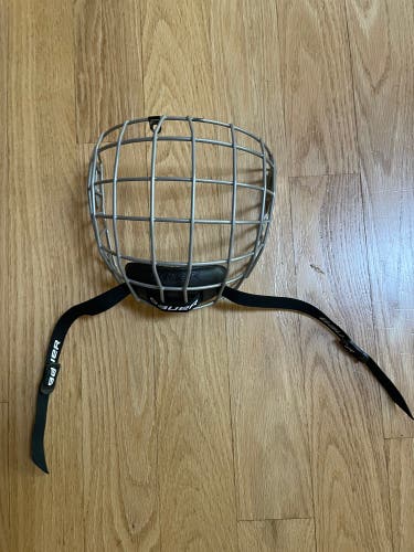 Used Medium Bauer FM2100