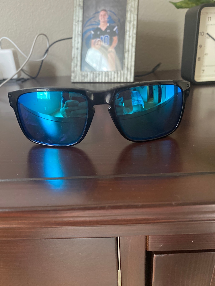 Blue Adult Men's Oakley Sunglasses