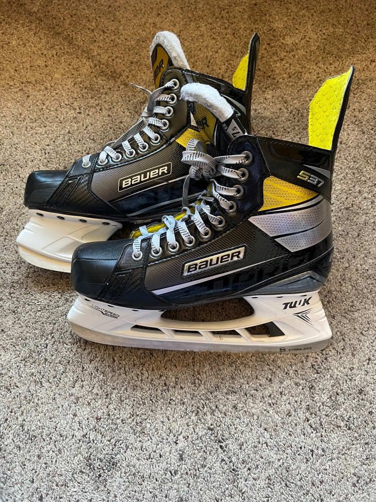 New Bauer Size 7.5 Supreme S37 Hockey Skates