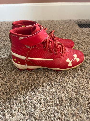 Under armour baseball cleats red size 7.5
