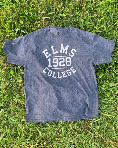 Elms college T shirt XL