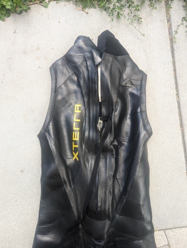Xterra Vortex Sleeveless Medium/Long Wetsuit