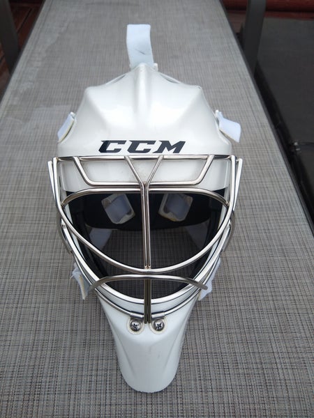 Small Senior Used CCM 9000 Goalie Mask