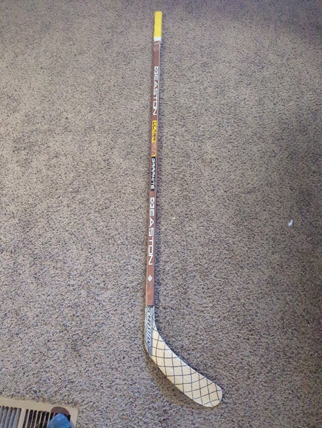 Vintage Easton Aluminum Shaft Rush Street RH Hockey Stick PB801 - sporting  goods - by owner - sale - craigslist