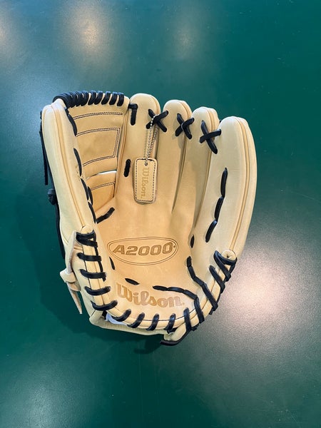 New Wilson A2000 Pro Stock Right Hand Throw 12” Baseball Glove