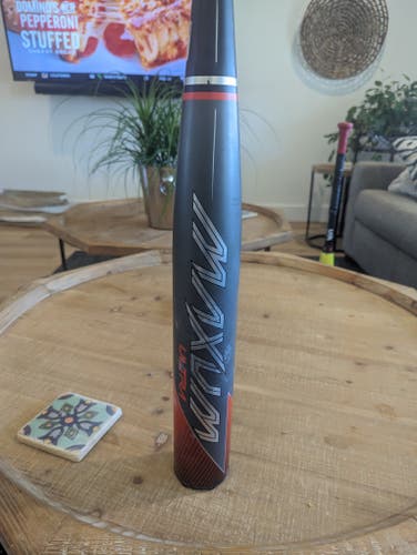 Gently Used 2023 Easton Composite Maxum Ultra Bat (-5) 27 oz 32" USSSA