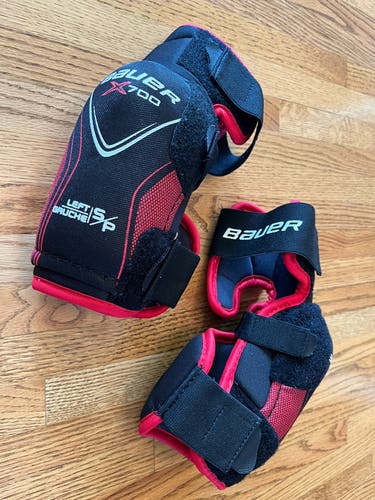 Used Small Bauer  Vapor X700 Elbow Pads