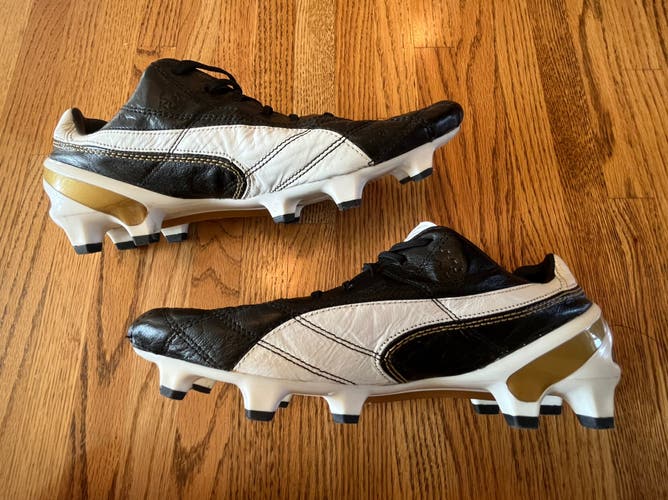 Men's Size 9.5 (Women's 10.5) Puma King Cleats