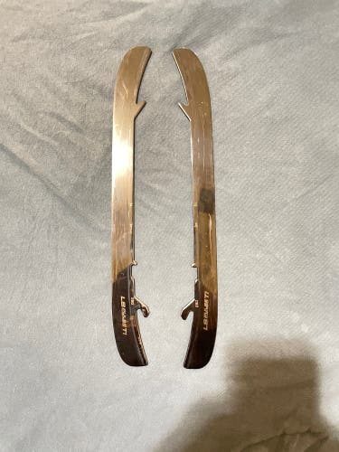 Used Bauer 280 mm TUUK Lightspeed Pulse TI Edge And Holder