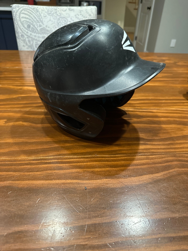 Used Small / Medium Easton Z5 2.0 Batting Helmet