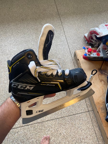 CCM Super Tacks 9370 Goalie Skates Size 1