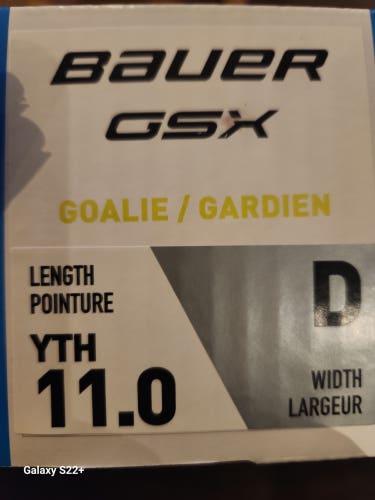 Youth Used Bauer Hockey Skates Regular Width Size 11